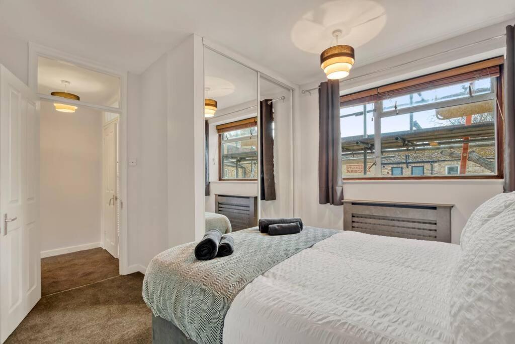 Lovely 3-Bed Clapham Common 런던 외부 사진